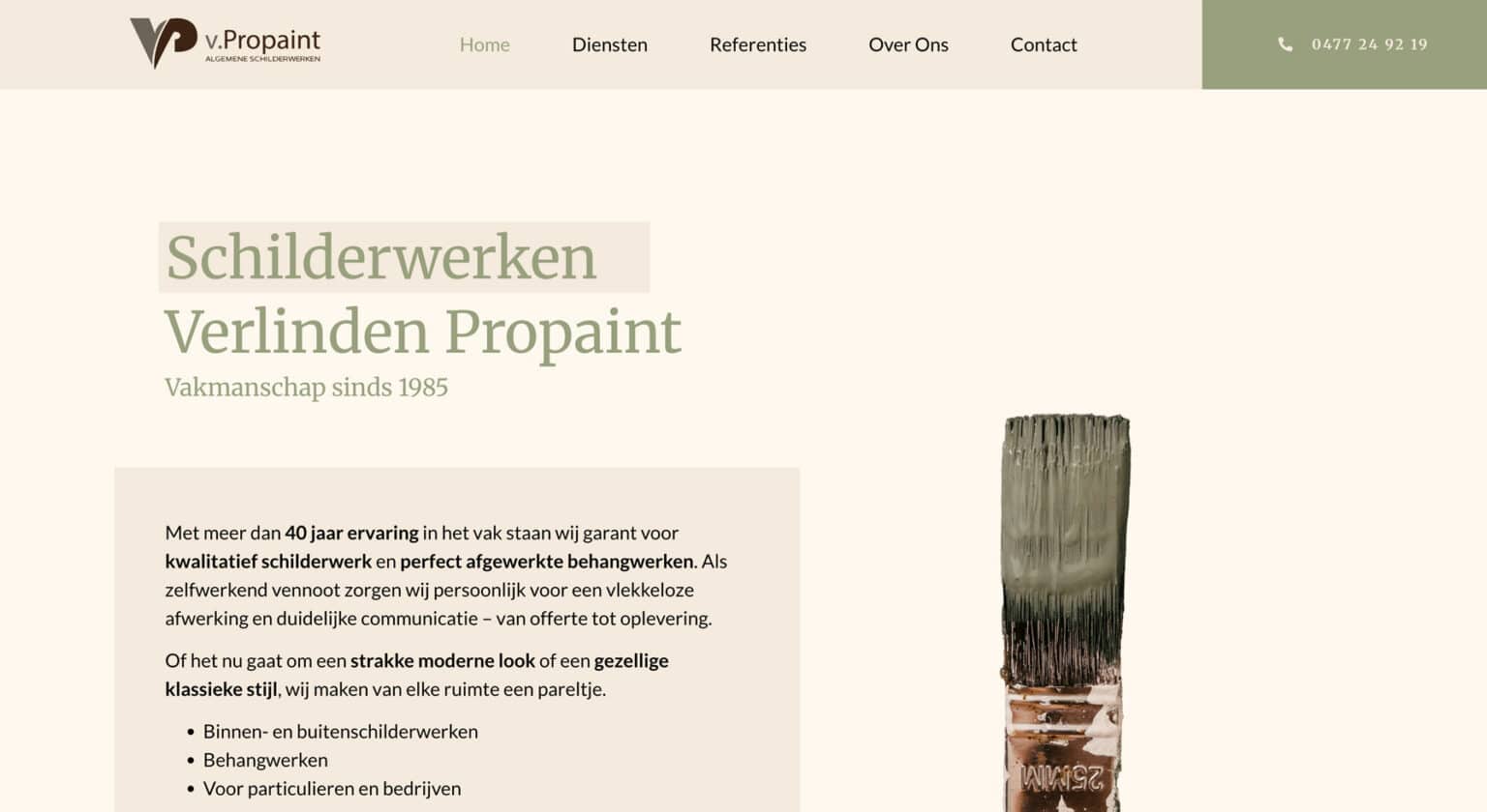 Websiteheader voor Verlinden Propain, met een penseel en Nederlandstalige tekst over schilderdiensten, nu uitgebreid met responsief ontwerp. Mobiele website voor naadloze weergave op elk apparaat.